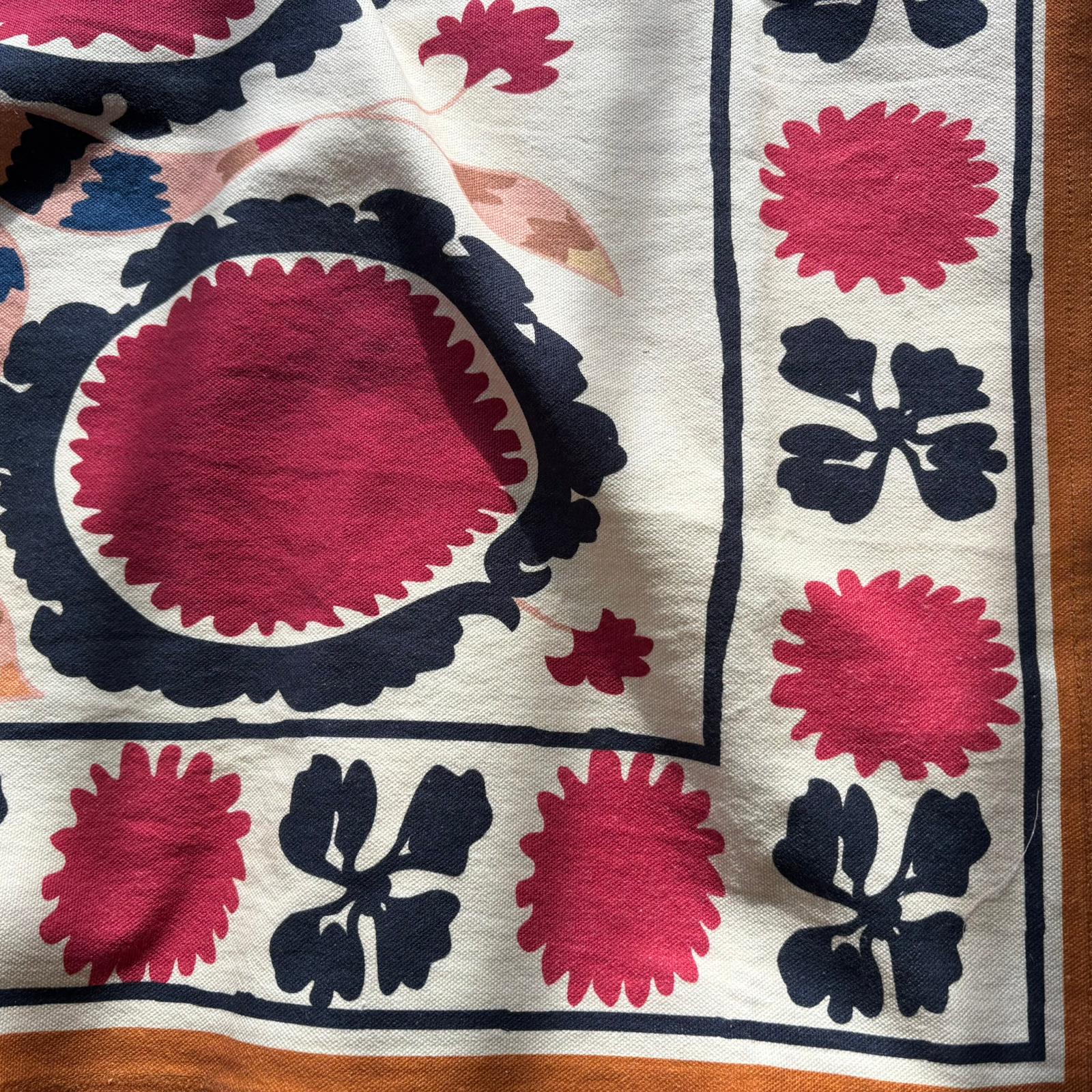 Mantel de algodón estampado